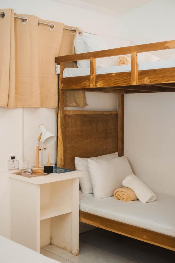 Kanto Hostel Siargao Хенерал Луна Екстериор снимка